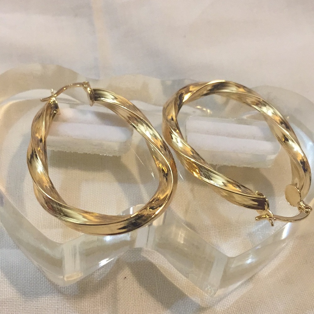14 k round earrings